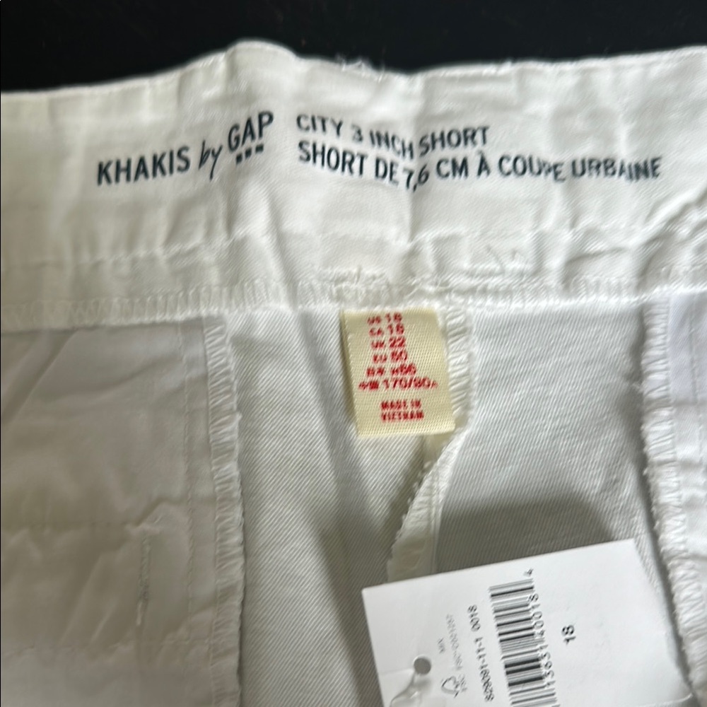 NWT Gap Factory Women's White City 3” Short - Picture 2 of 4